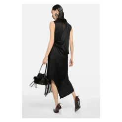 Satin Kleid mit Asymmetrischem Saum