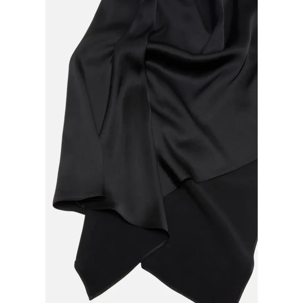 Satin Kleid mit Asymmetrischem Saum
