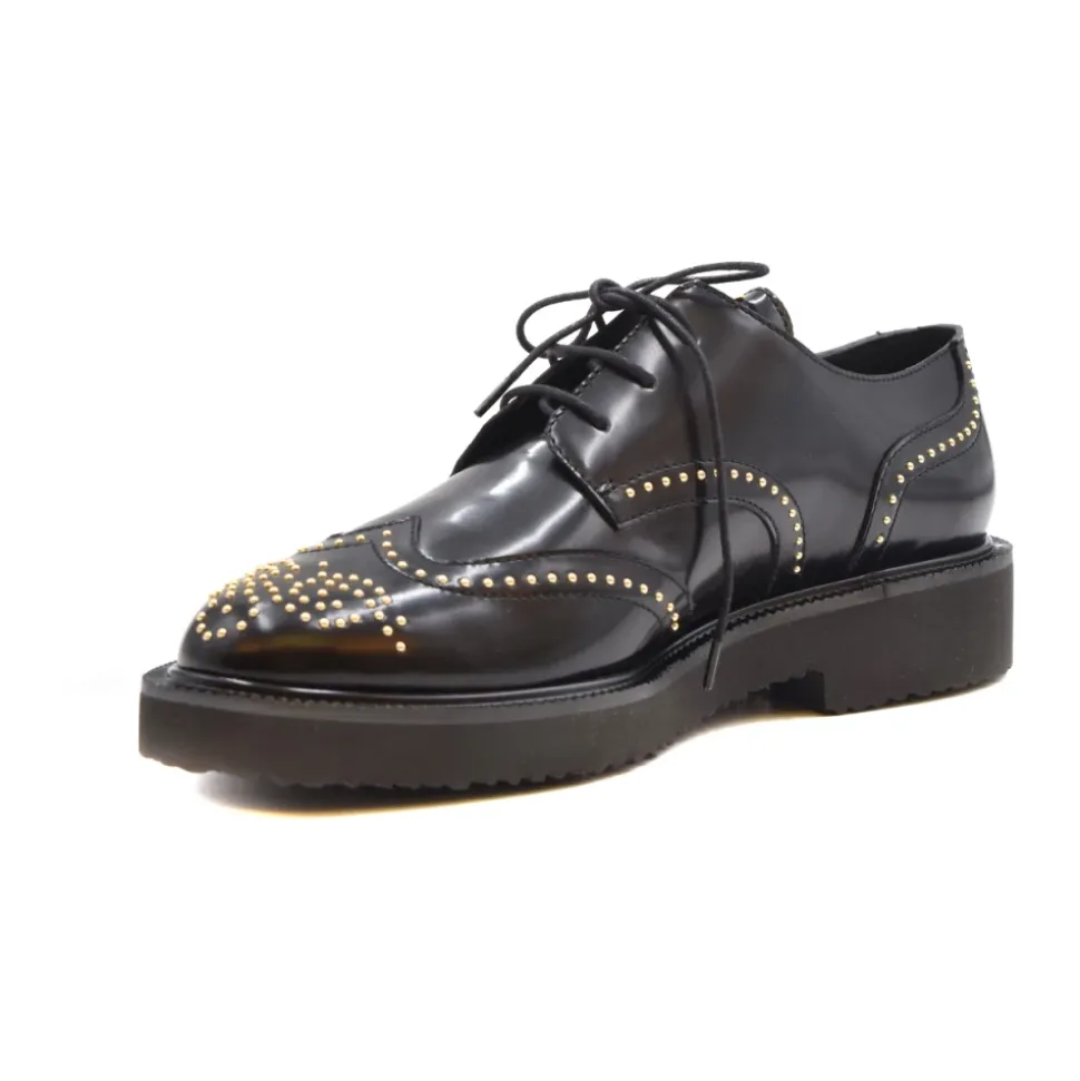 Schnürschuhe