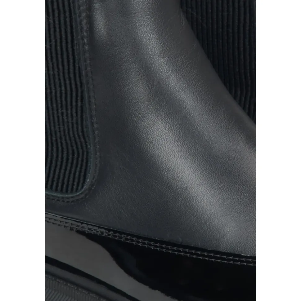 Schwarze Chelsea Boots