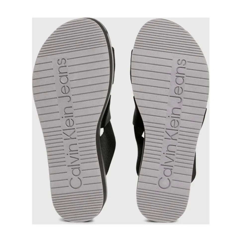 Schwarze Flache Sandale Webbing