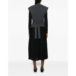 Schwarze Kleider Kollektion