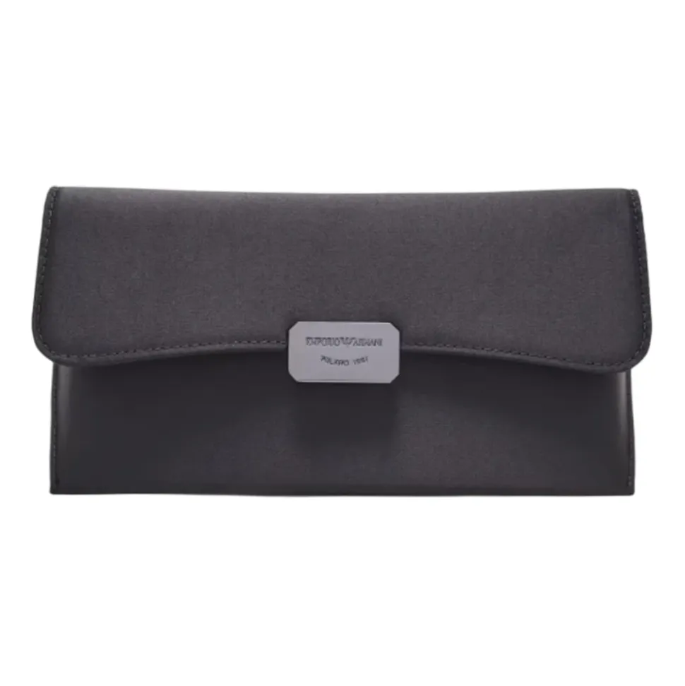 Schwarze Satin-Tasche mit abnehmbarem Handgelenkriemen