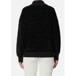 Schwarzer Pullover mit Gold Metallknöpfen