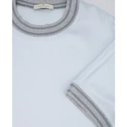 Seidener Pullover mit kontrastfarbenen Kanten