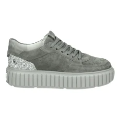 Sportliche Niedrige Wildleder Sneakers Grau