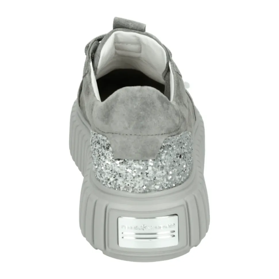 Sportliche Niedrige Wildleder Sneakers Grau