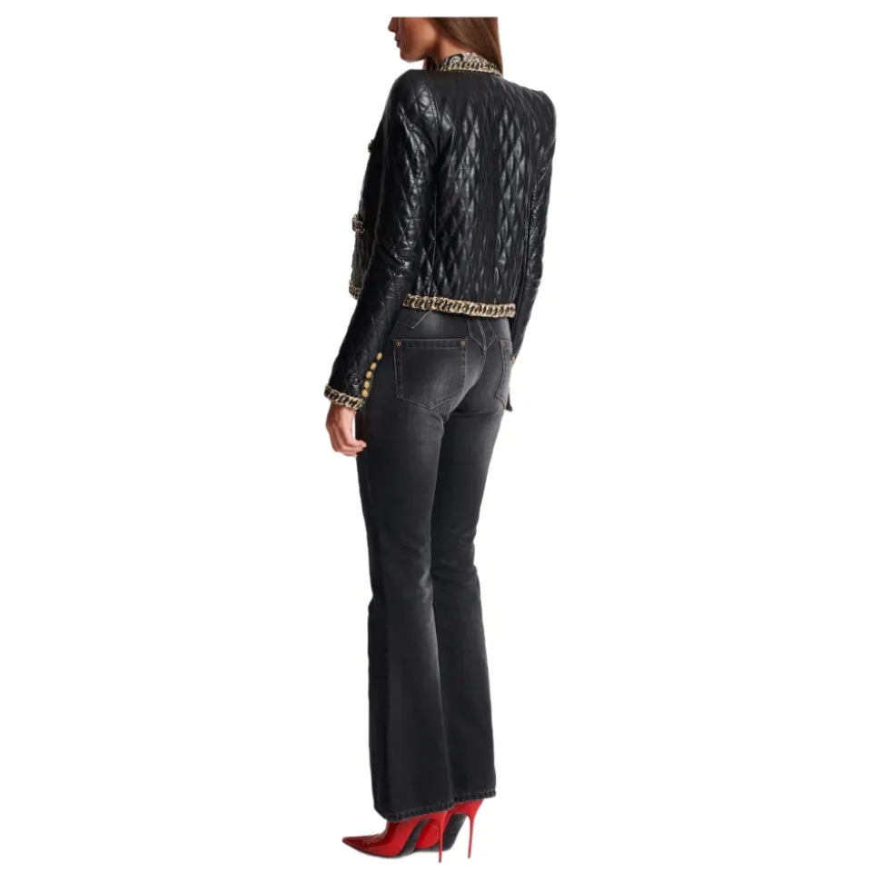 Steppjacke aus Leder mit Kettenbesatz