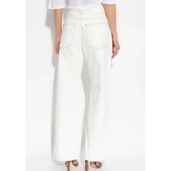 Straight Jeans