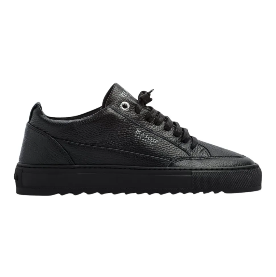 Tia Sneaker