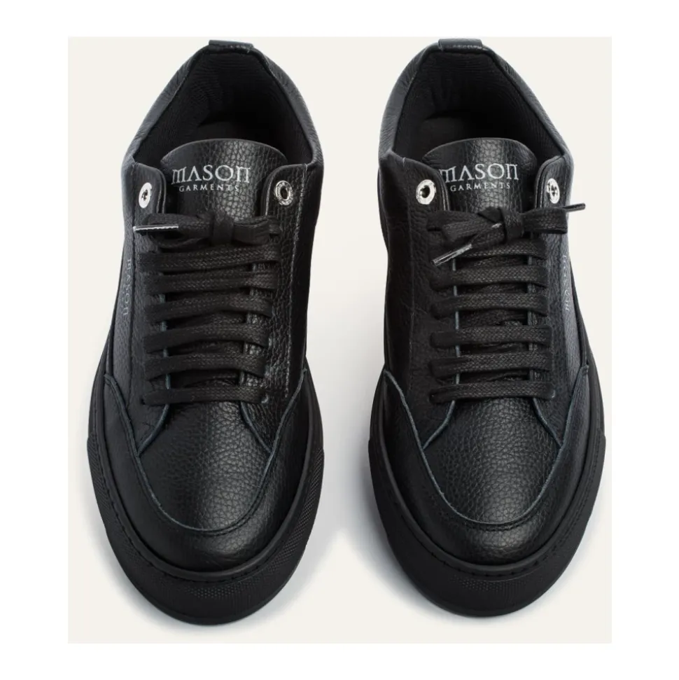 Tia Sneaker