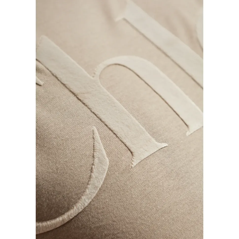 T-Shirt mit Samtlogo-Finish