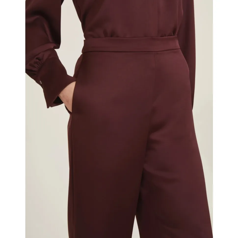 Wide Leg Hose