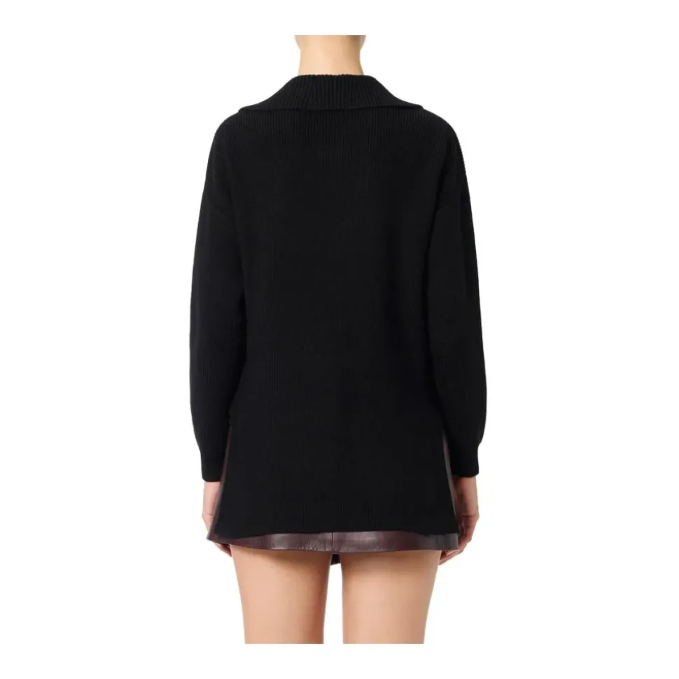 Wollmischpullover mit Schmuckträger