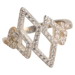 Wunderschöner Ring